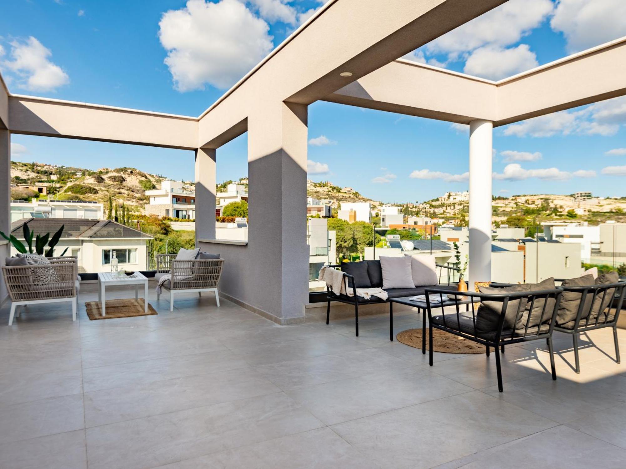 Sanders River Plaza Limassol Ruang foto